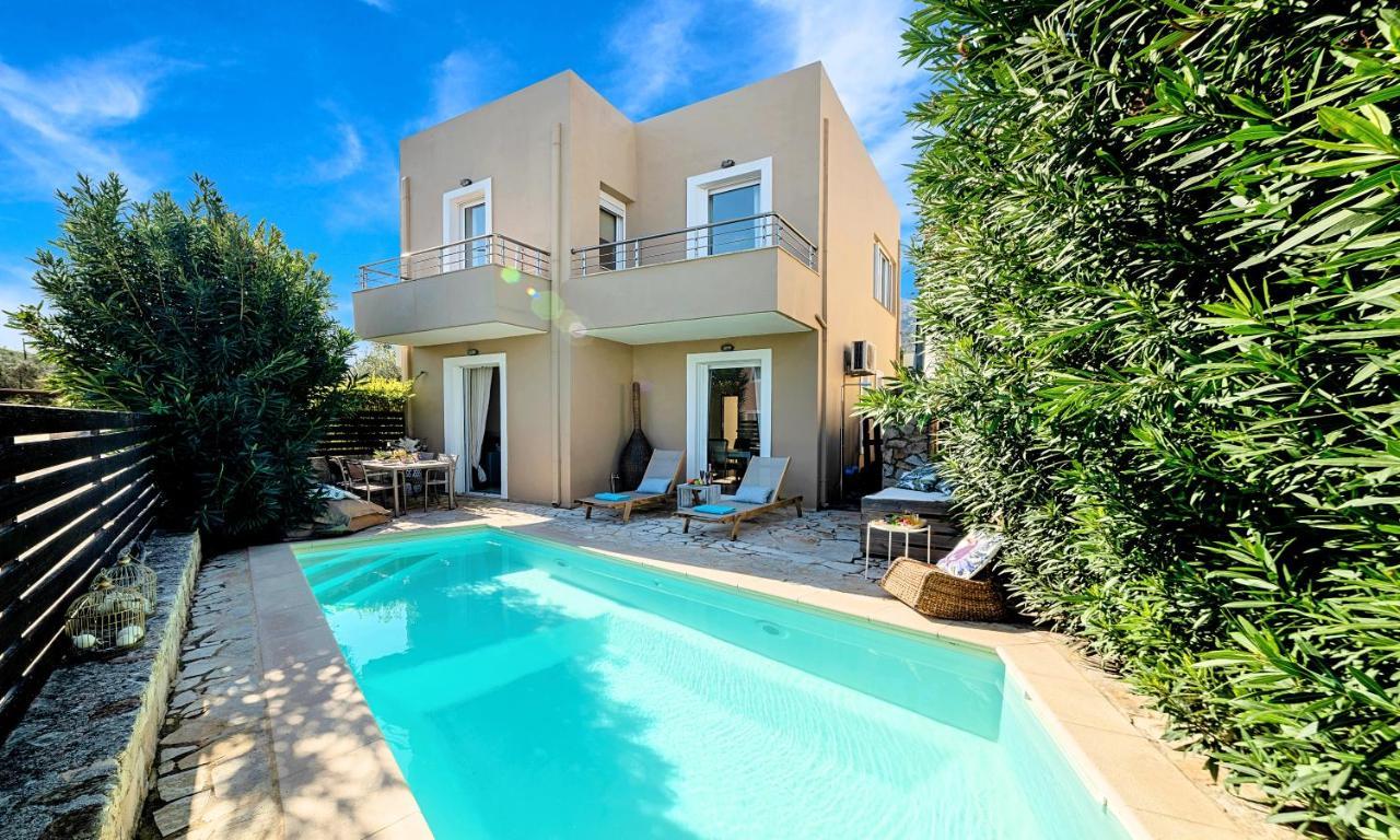 Apple Villas Mouríon Exteriér fotografie