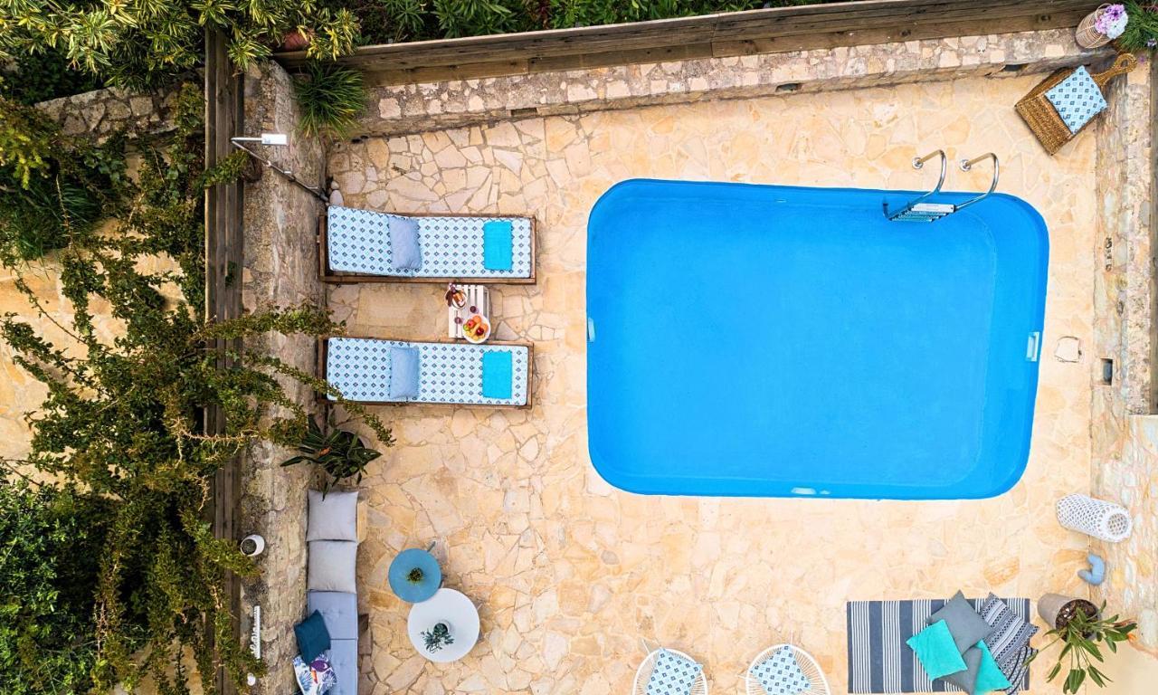 Apple Villas Mouríon Exteriér fotografie