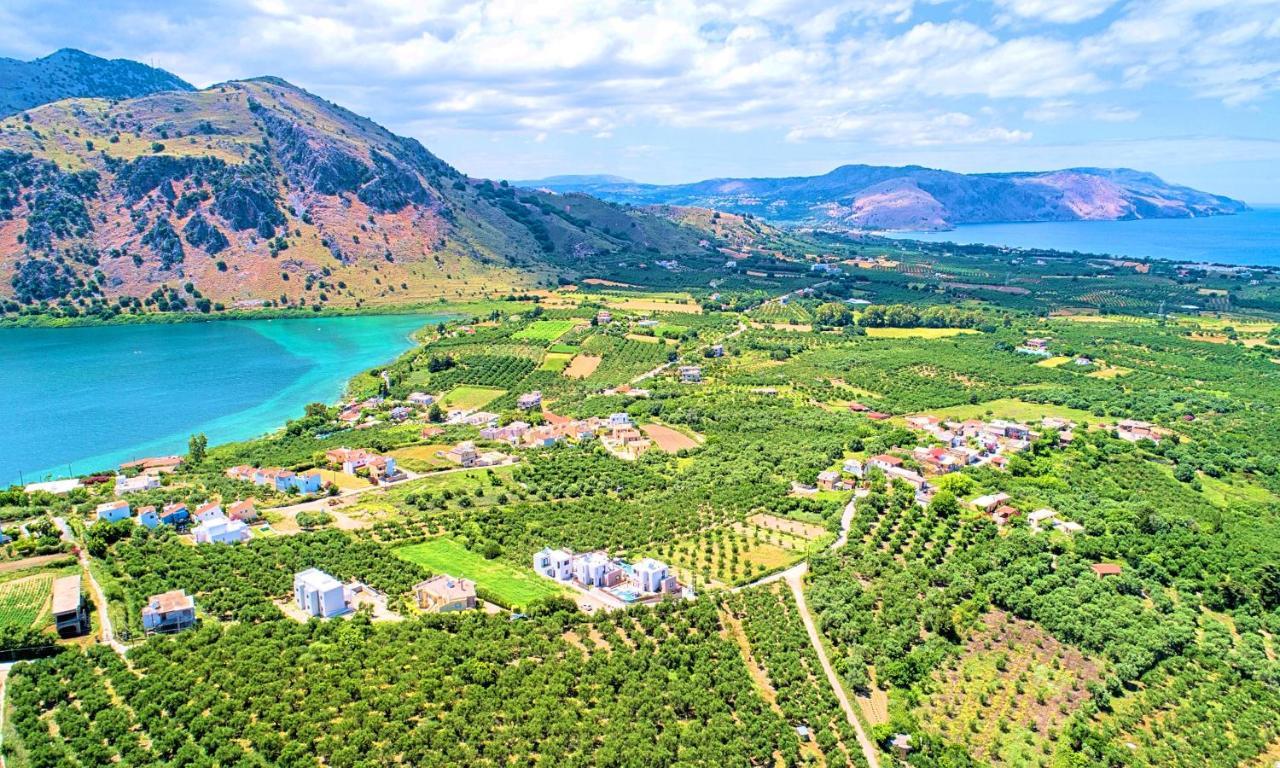 Apple Villas Mouríon Exteriér fotografie